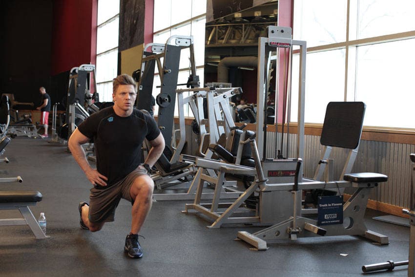 Bodyweight Walking Lunge position 2