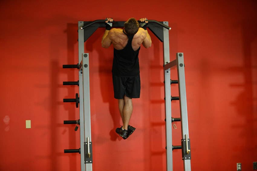 Gironda Sternum Chins position 2