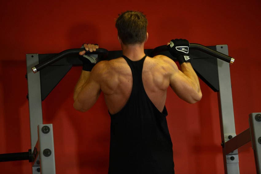 Mixed Grip Chin position 2