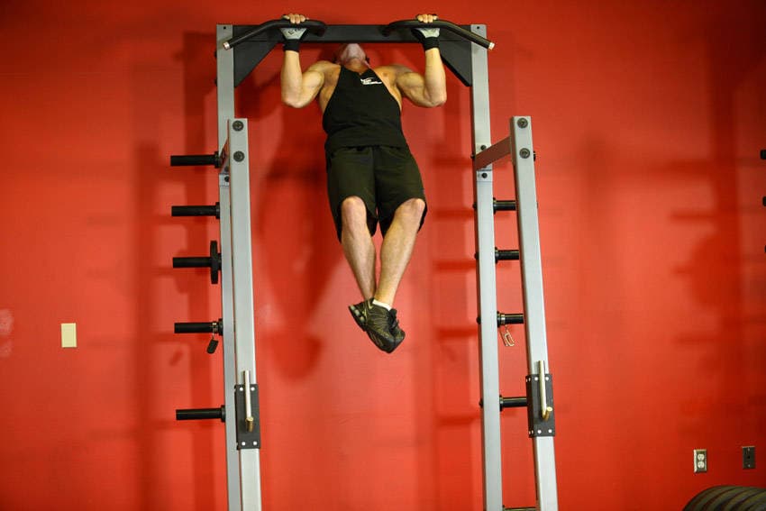 Rocky Pull-Ups/Pulldowns position 2