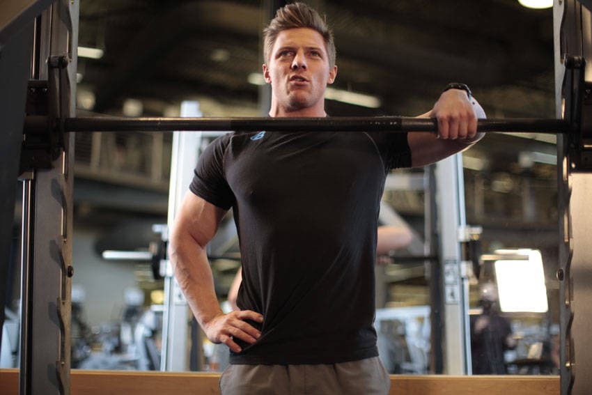 Smith Machine One-Arm Upright Row position 2