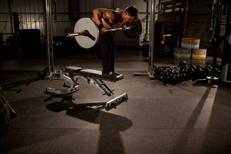 Straight Bar Bench Mid Rows - ending position