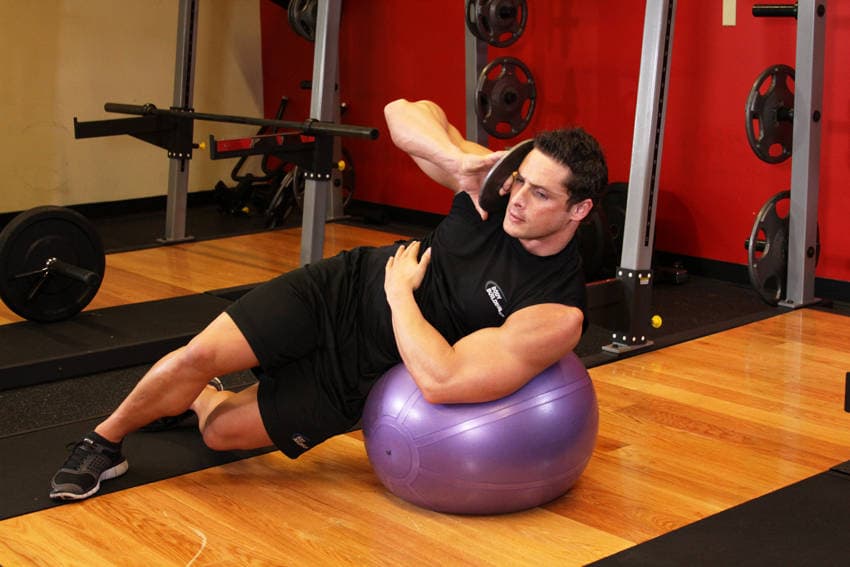 Weighted Ball Side Bend - ending position