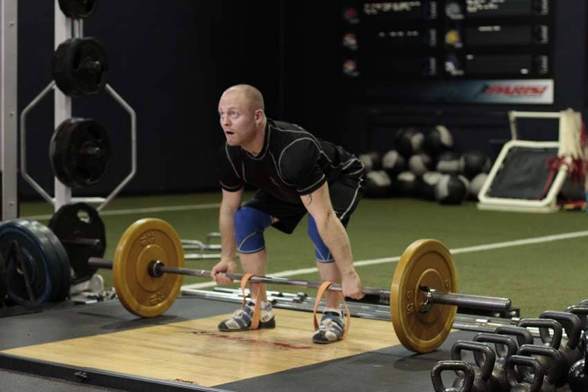 Deadlift with Bands - ending position