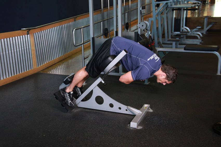 Hyperextensions (Back Extensions) position 2