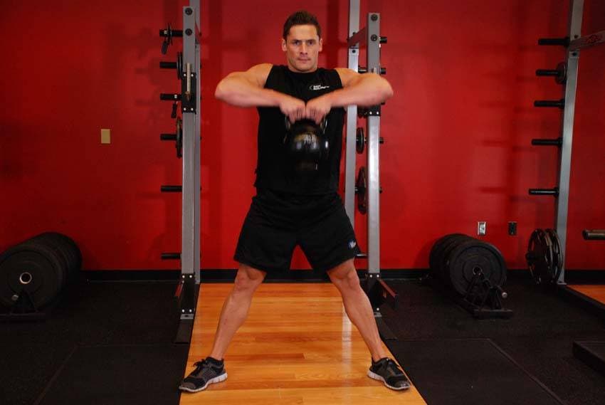 Kettlebell Sumo High Pull position 2