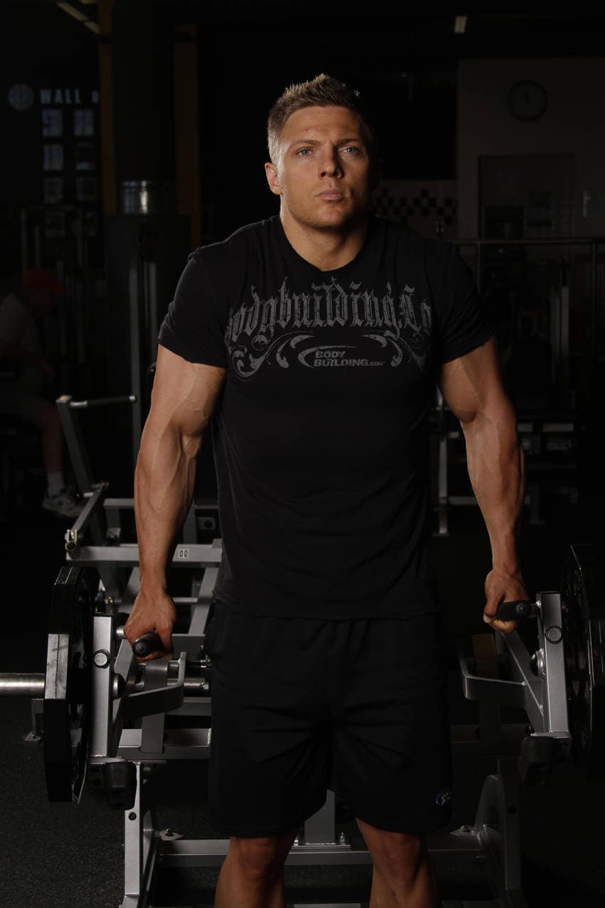 Leverage Shrug position 2