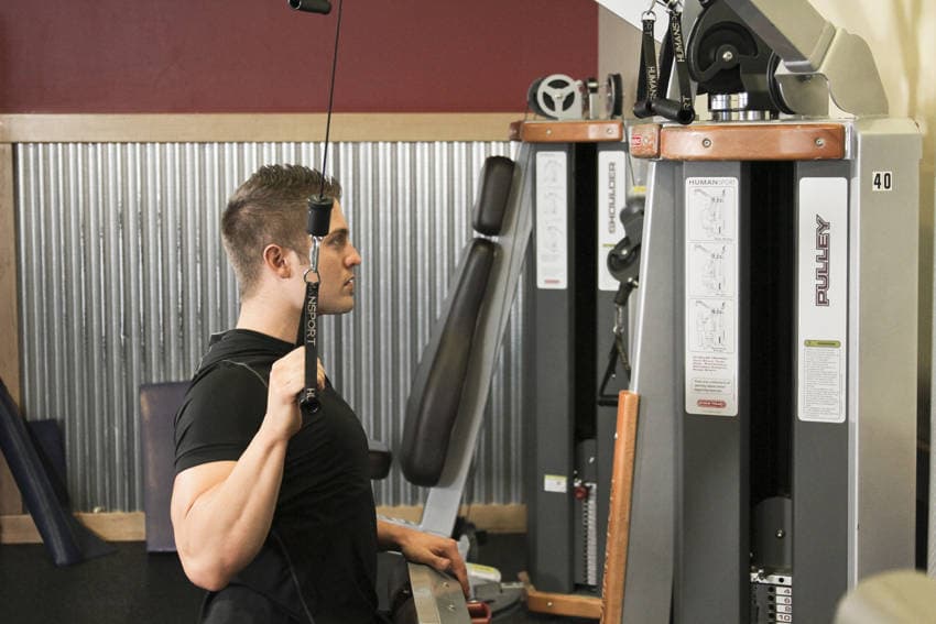 One Arm Lat Pulldown position 2
