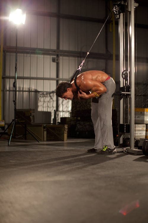 Standing Rope Crunch - ending position