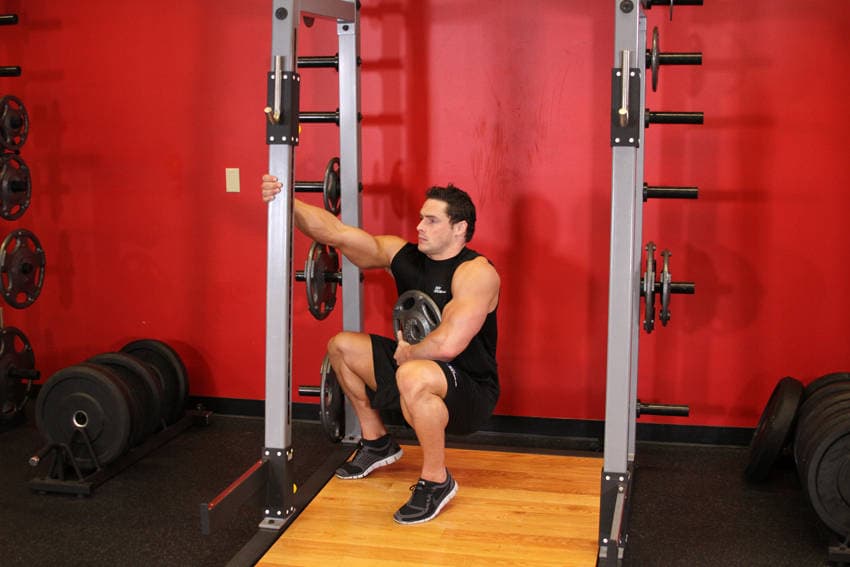 Weighted Sissy Squat - ending position